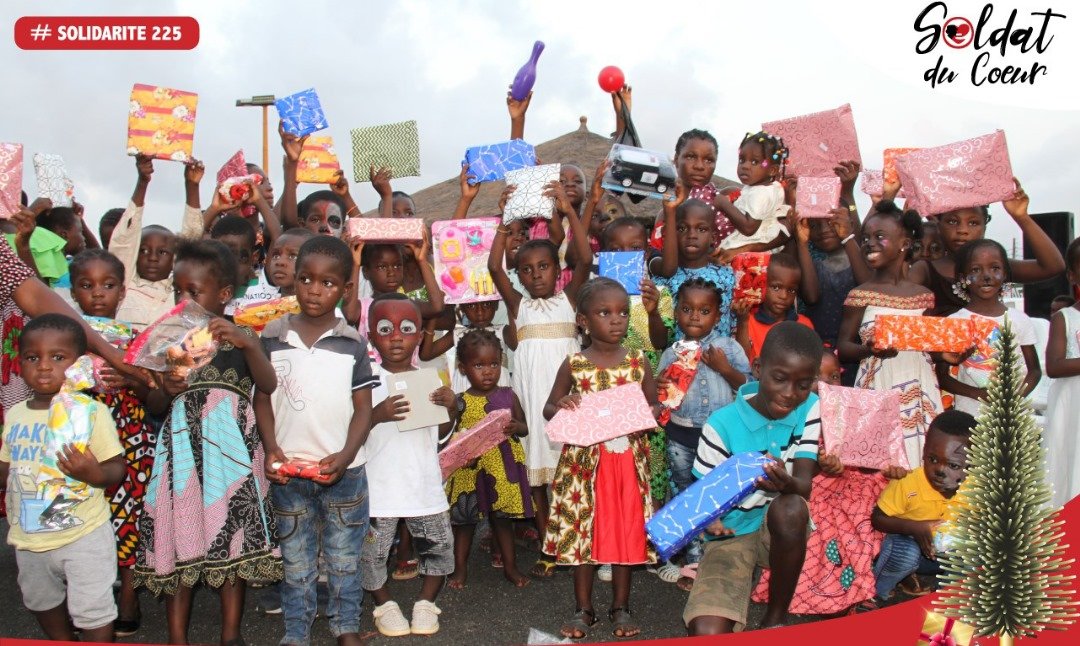 Un Noël Magique pour les Enfants de KOUMASSI