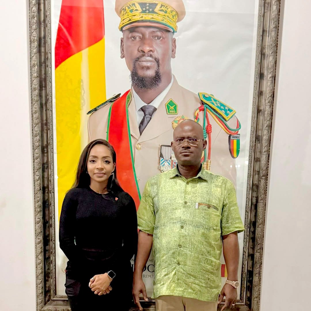 Fatima_Fakhry_&_Kerfalla_Person_Camara, Fox Communication